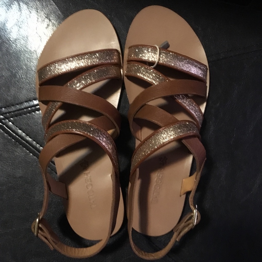 🏆HP🏆 Sz 39 Tatoosh Flat Brown Sandals - Picture 3 of 8